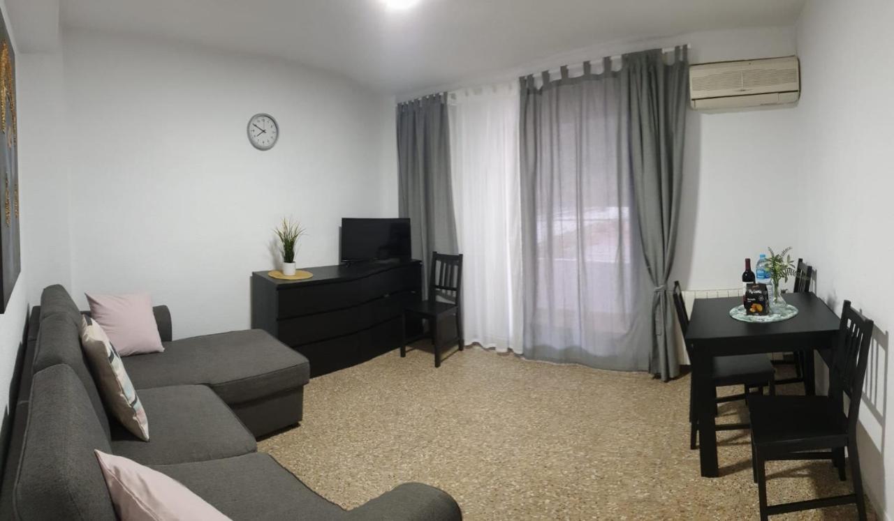 Apartment For 6 People. Valence Extérieur photo